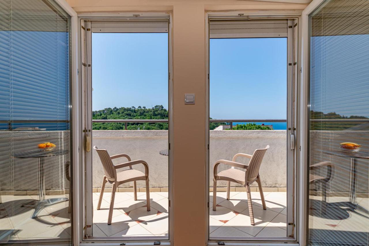 Apartment Knezevic Petrovac Exterior foto